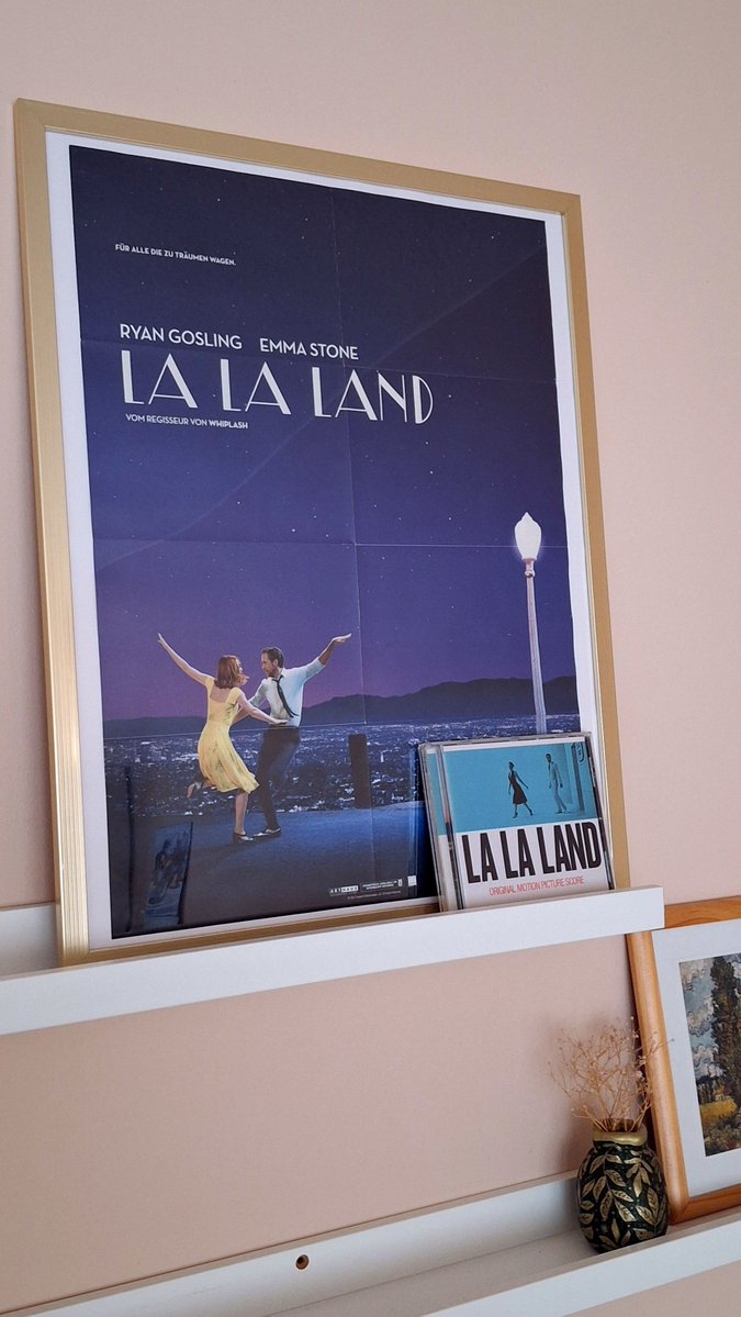 sequinslayter's tweet photo. anyways thank god i still have my original la la land poster from 2016🙏 https://t.co/A3w0VR0YnU