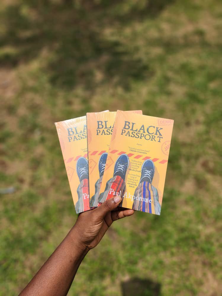 TBLNG_Press's tweet photo. Black Passport by @AkpomujeP is now available at @Rovingheights, @heych_books and other bookstores nationwide.

Let your favorite bookstore know you want a copy today.
Your sign to read more poetry is here

It's a collection you don't want to miss out on.

#blackpassport https://t.co/OUejMjadCi