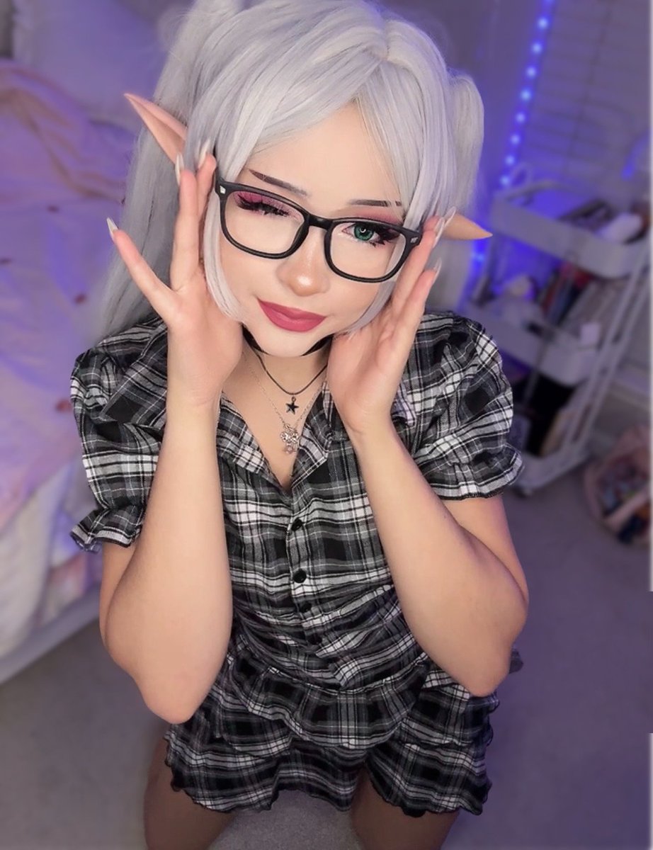 _shhh_bequiet_'s tweet photo. Kora as casual Frieren https://t.co/IAZgggrQHO