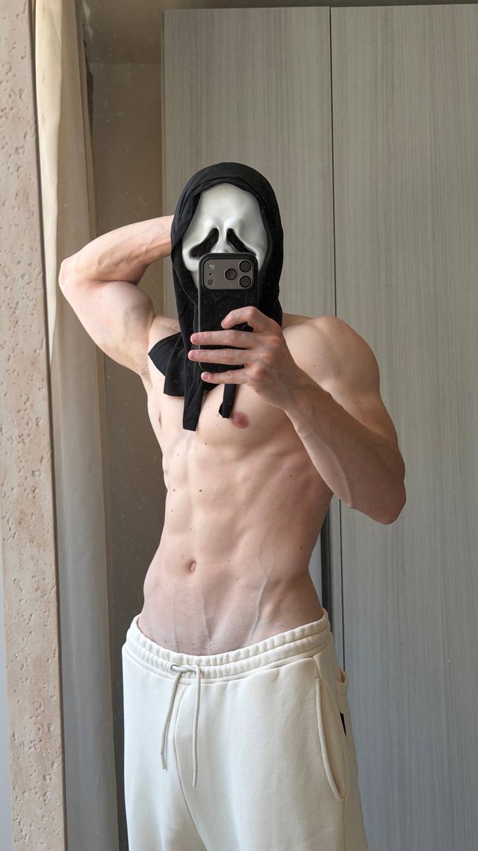 muscleprofit's tweet photo. Don’t run. Don’t hide. https://t.co/M8j8USr9YL