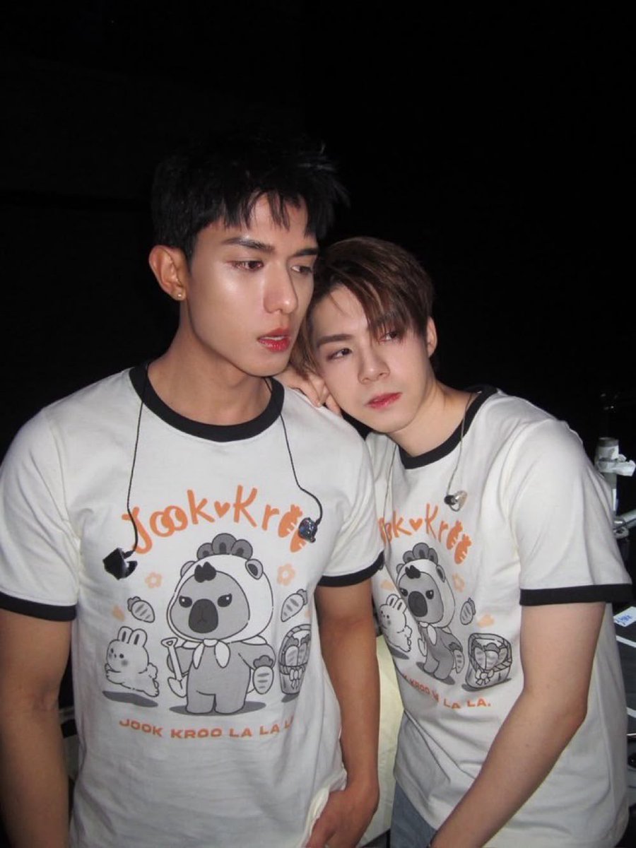 rainismellie's tweet photo. Boyfriend, Fiancé, Husband. 🩷 https://t.co/9uC7HMM5pd