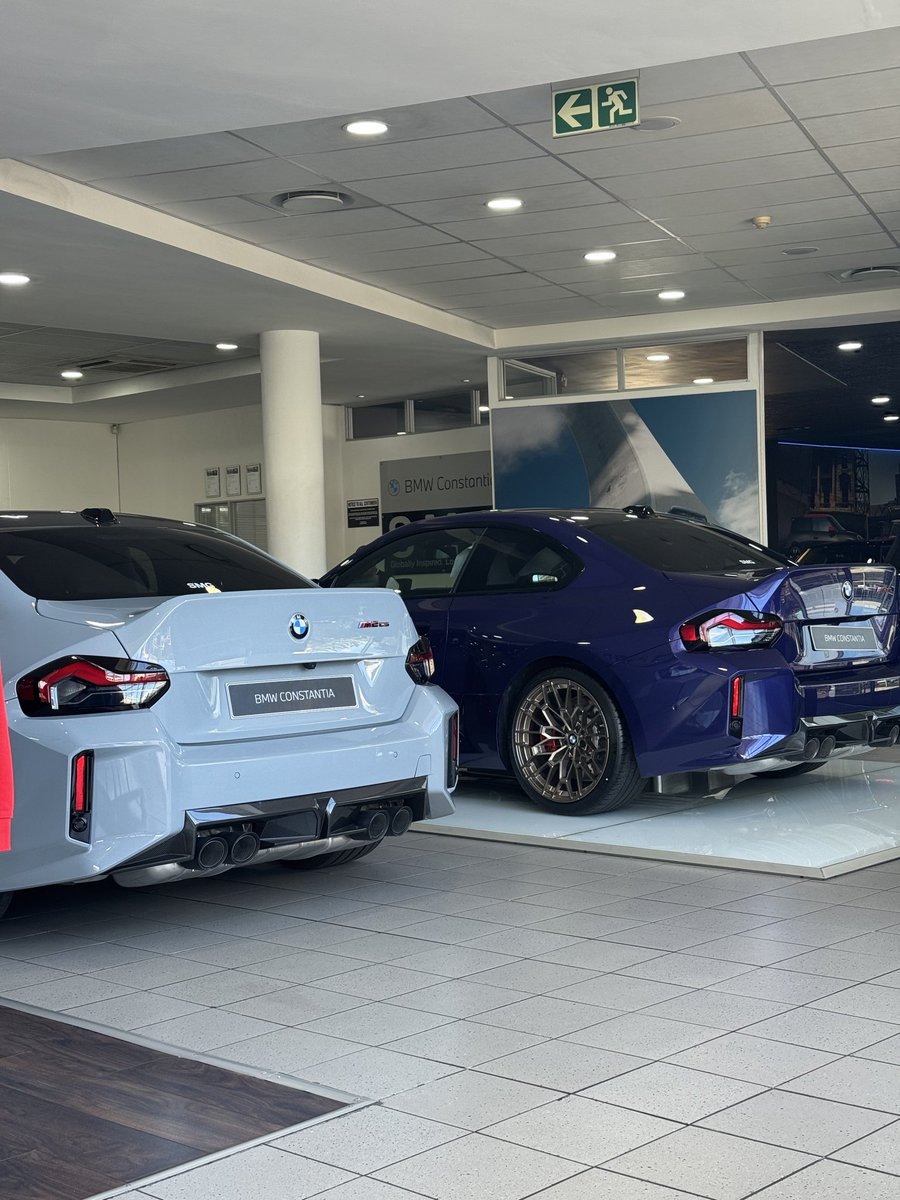 lextwayi_'s tweet photo. @hlovo_ Certain BMW dealerships just always have some bangers on the floor https://t.co/e5uMYwPhZD