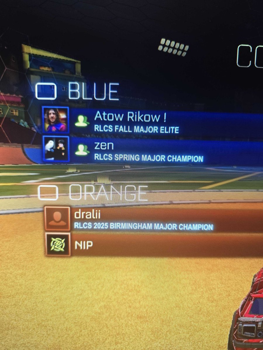 NIP_RL's tweet photo. i was just trying to play ranked 2s 😭

why are the avengers in my lobby 💔 https://t.co/UKaMJihG6b
