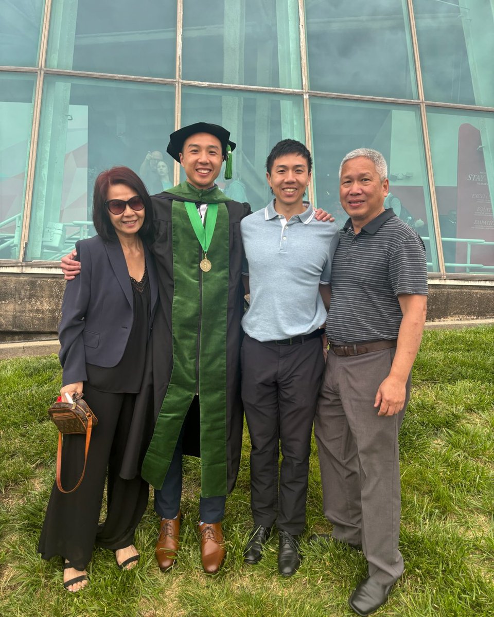 KansasCityU's tweet photo. For KCU alumnus Nathan Ng, DO, becoming a physician means honoring his family's sacrifices and opening doors for other first-generation students.

Read how he's paying it forward as he begins his residency at @Dartmouth. https://t.co/PjJ3vcoPz4 https://t.co/JhFdIVKy6K