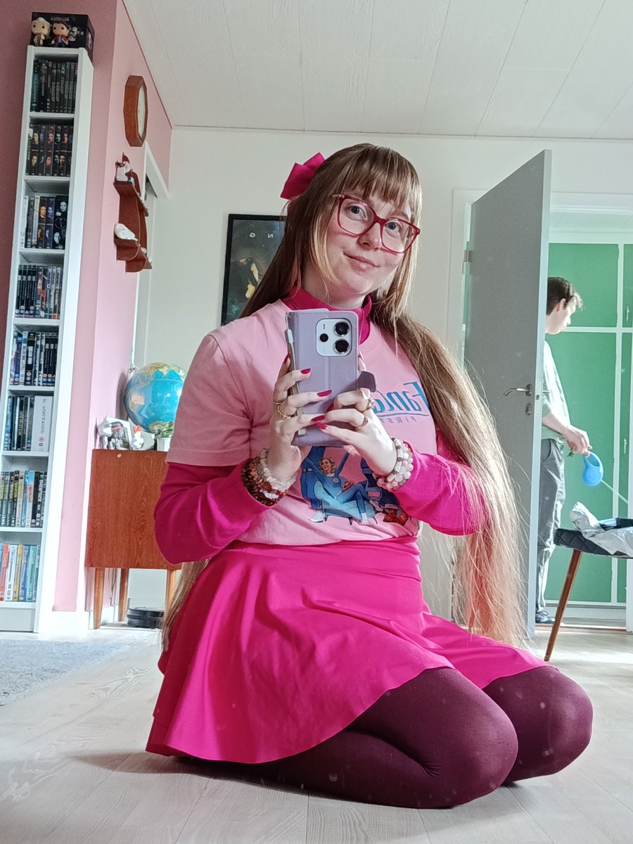 julcirai's tweet photo. Outfit of the day!! 

#ootd #pink #outfitoftheday #outfit #pinkie #selfies https://t.co/f1JA0h5VO5