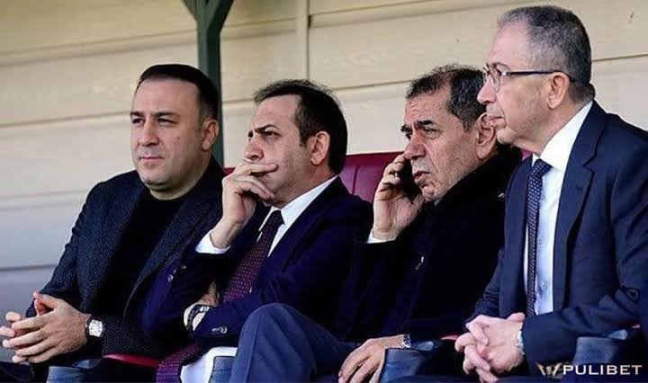 hakansengs's tweet photo. Transfer yapamadan, transfer çalımı yiyecek kadar basirtesiz olabilirler mi? #TRANSFERLERNEREDE https://t.co/6VKBSk3fJ9