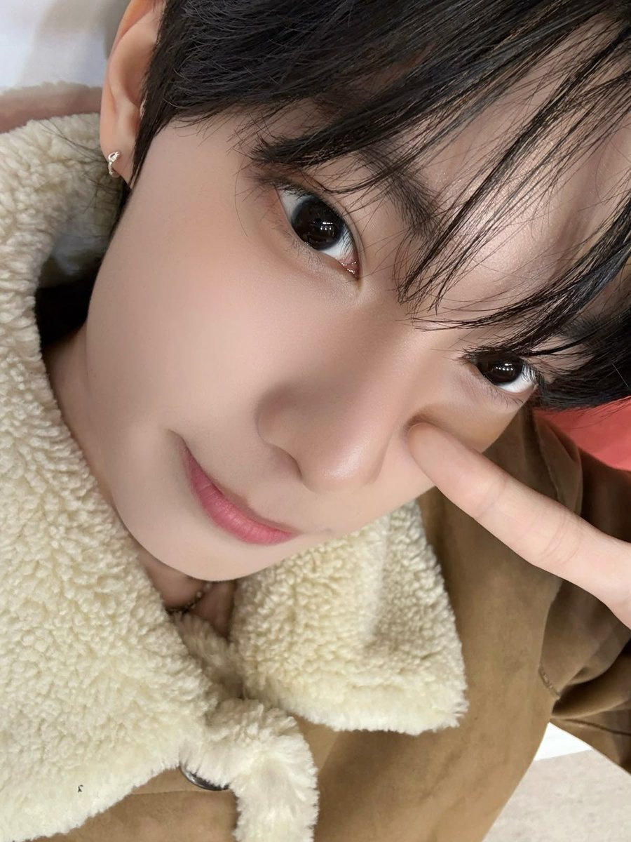 lxviyu0's tweet photo. 근데 어느 순간 보면

얘가 아랍상이고              얘가 두부상이 되어있음
(ㅆㅂ) https://t.co/g9VZmXB7X4