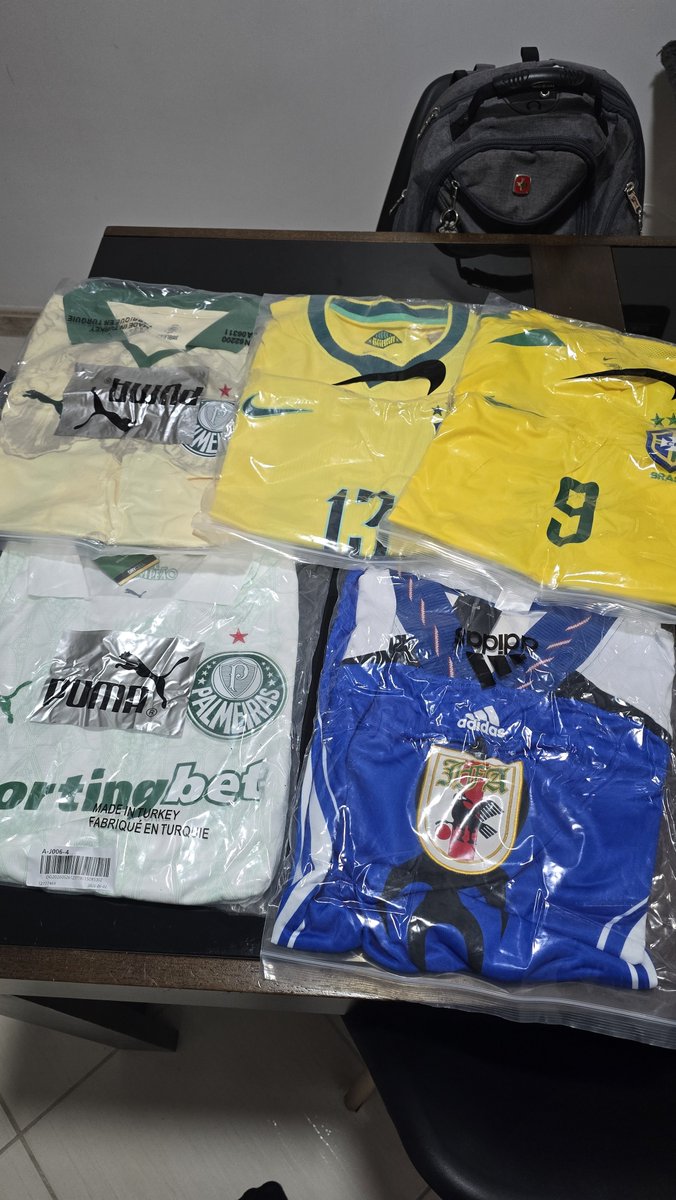callmetheworst's tweet photo. @enebinha 
Chegou o segundo pedido feito no Hubbuy. Só coisa fina! https://t.co/hAYsWDfkJ0