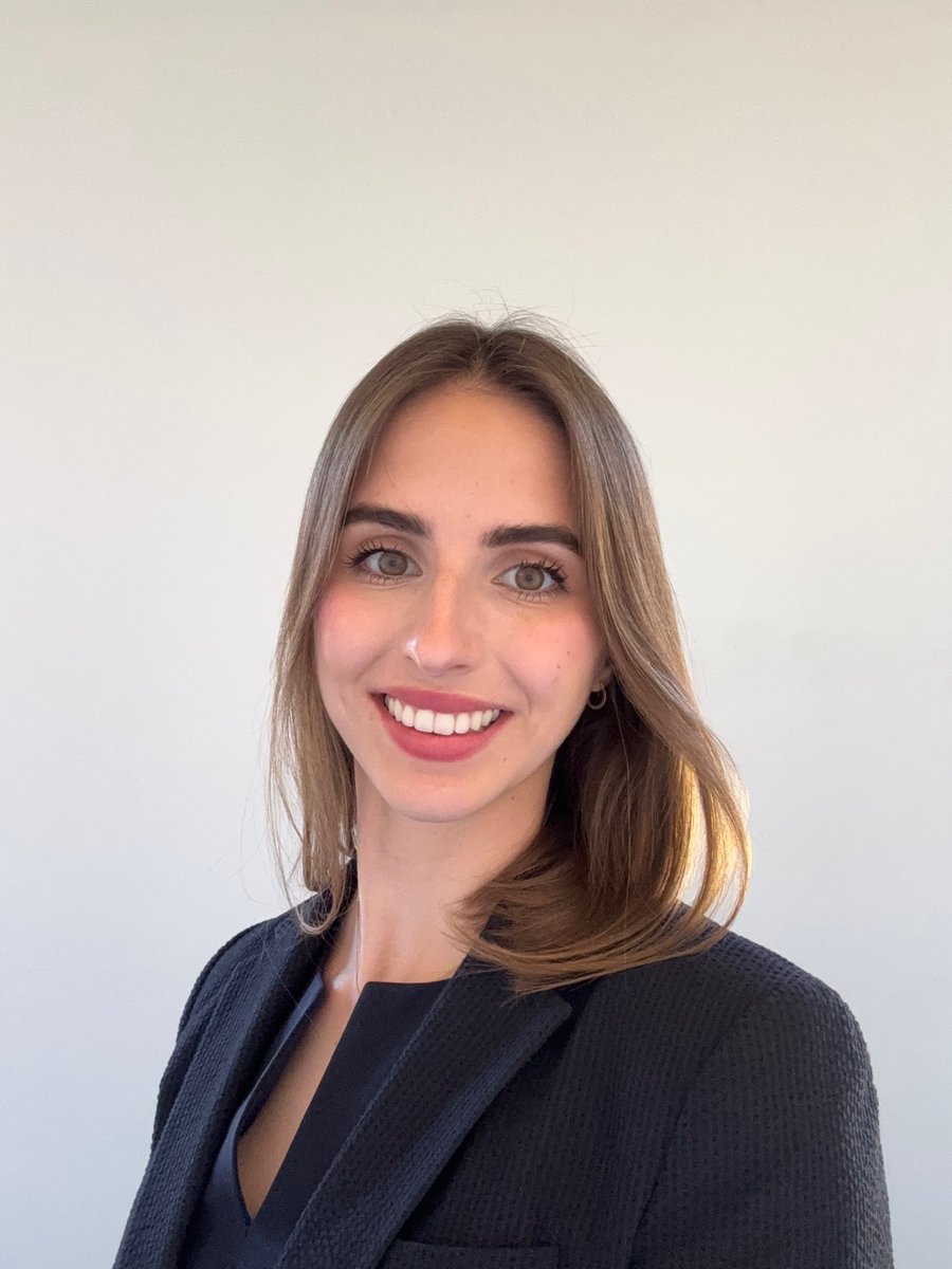 HaydenGephartMD's tweet photo. Since junior year, Sofia researched glioblastoma & brain metastasis in the Gephart Lab. This summer she's heading to the University of Miami Miller School of Medicine to continue her journey in cancer research & surgery
#StanfordNeurosurgery #GephartLab #medschool #brainmets #gbm https://t.co/rM3zqDaw6m