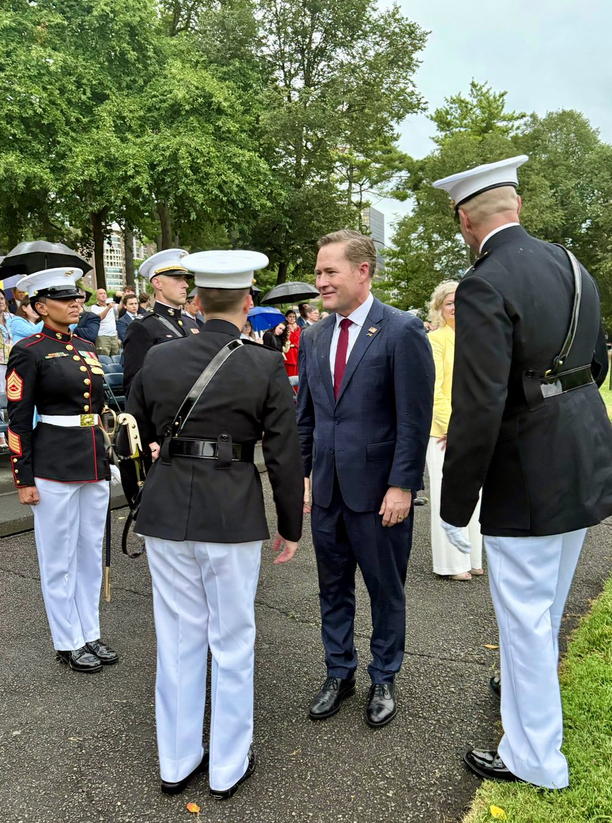 USAmbUN's tweet photo. America’s strength rests on the shoulders of the brave men and women who serve at home and overseas. 

Deeply honored to join @MBWDC for the Sunset Parade celebrating the unmatched tradition and discipline of the @USMC. Semper Fi! https://t.co/B2QSoZUBqS