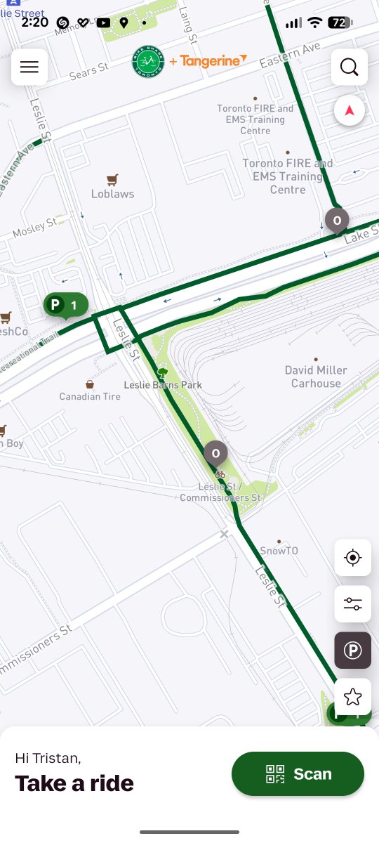 perspecting's tweet photo. @BikeShareTO I would like to complain about how these docks are regularly full. I shop at the freshco at Lakeshore and Leslie and I regularly struggle to dock my bike anywhere nearby. This is a problem I have to deal with multiple times per week I am fed up. https://t.co/X48Hx5bOFU