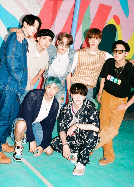 AboutMusicYT's tweet photo. 6 years ago today, BTS released Dynamite. Rate it from 1 to 10. https://t.co/AnWnVKiEmW