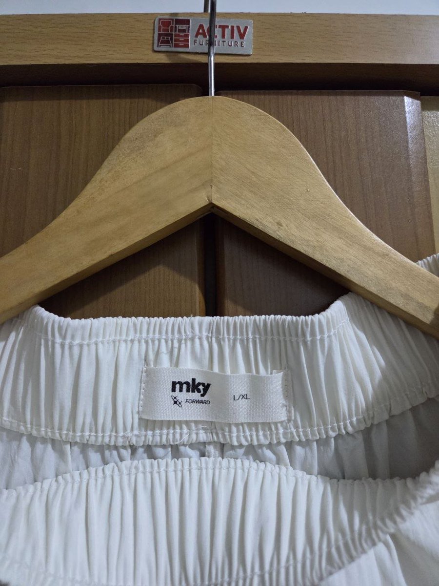 awblackheart's tweet photo. Celana putih mky - 45k

DM FOR DETAIL https://t.co/dpPHdbjWqA