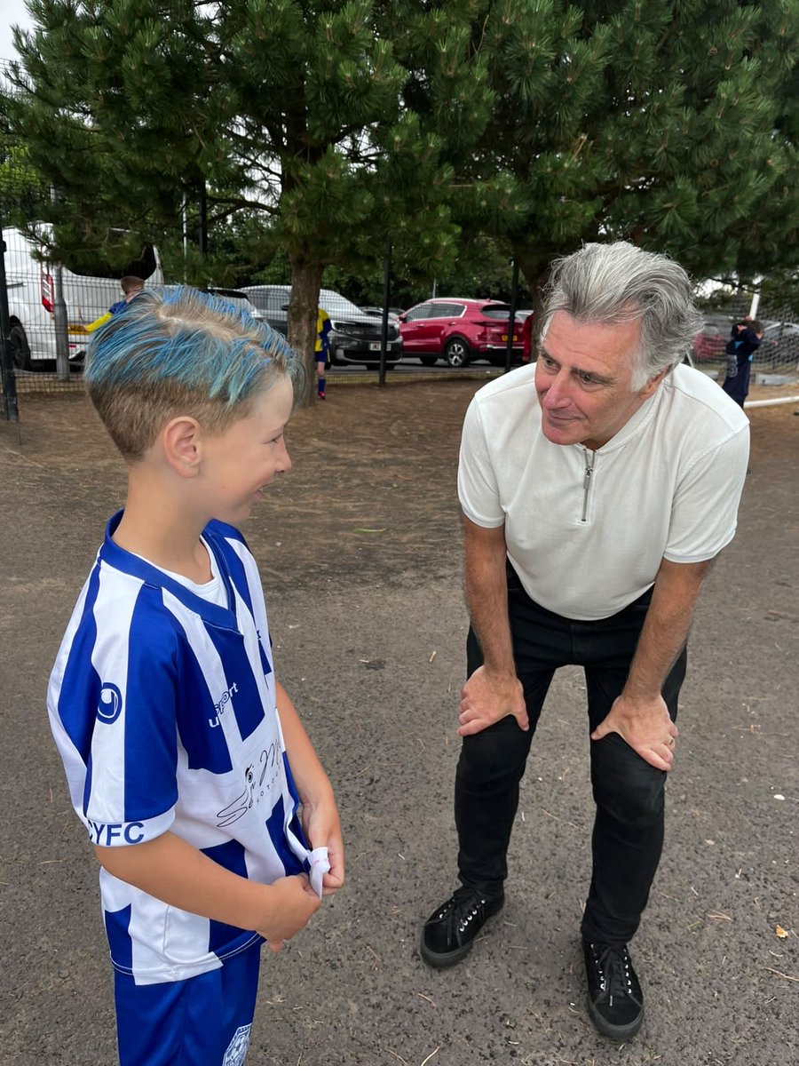 ruairi_okane's tweet photo. Picking up some Foyle Cup advice from the legendary Felix Healy. #foylecup #derry https://t.co/6SHdmgolWc