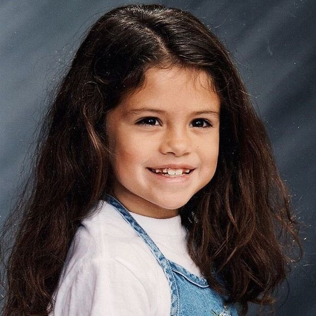 ComplexPop's tweet photo. Selena Gomez turns 34 today 🎈 https://t.co/D2igTp1eEl