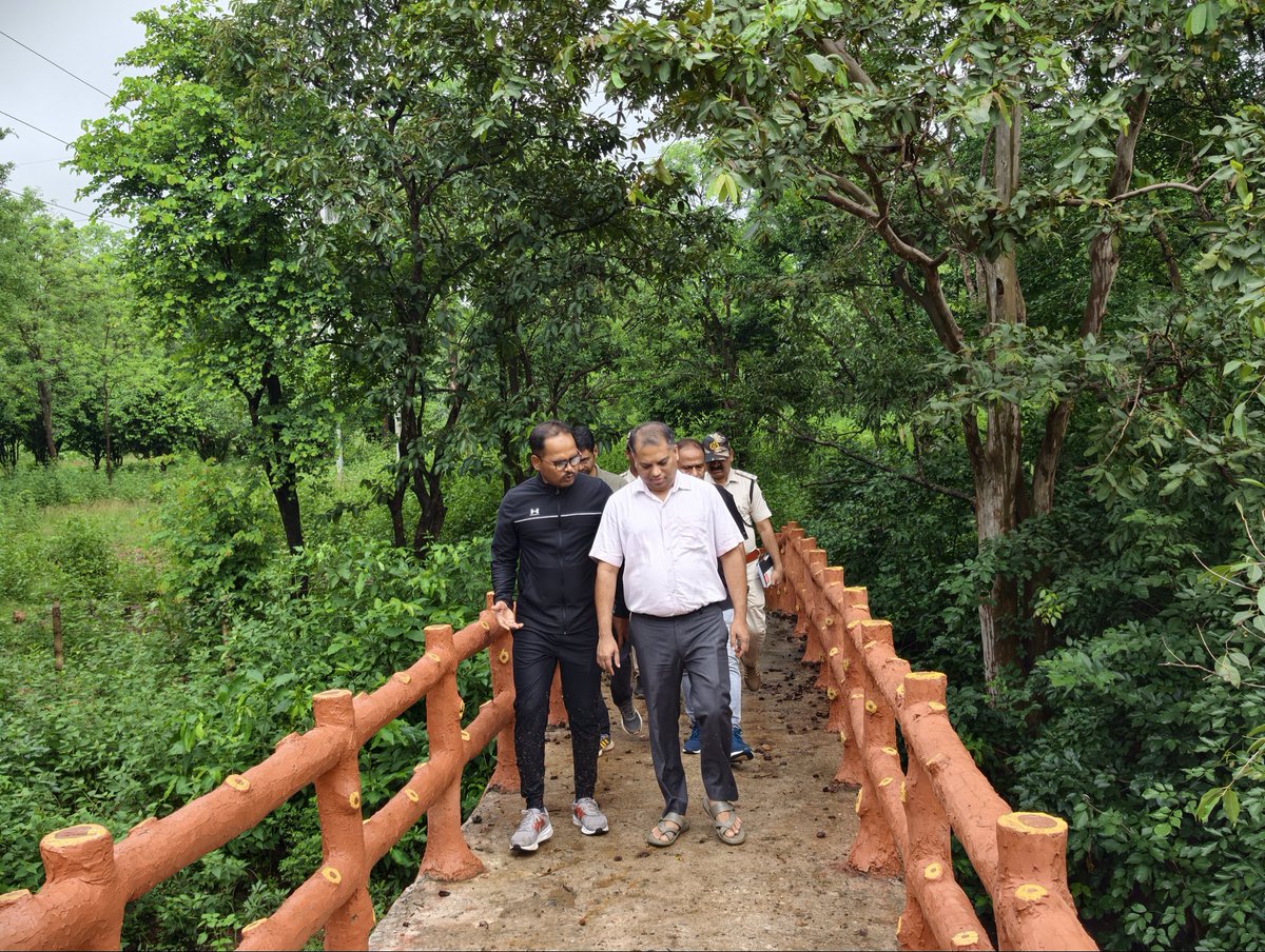 DfoKeonjhar's tweet photo. Inspection of Proposed RPRC Sub centre at Sanaghaghra/Anjar ,Kendujhar along with CEO RPRC Shri Sudhanshu Khora ,IFS
@CMO_Odisha @IPR_Odisha @PCCFWL_Odisha @pccfodisha @RourkelaRccf @PMOIndia @moefcc @ForestDeptt @ForestDeptt https://t.co/X4K1omWw5j