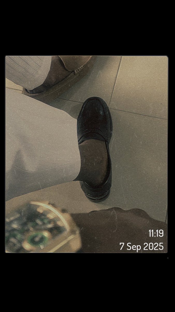 ADEGBOLA_07's tweet photo. @Just_JONIER Can never go wrong with loafers 😌 https://t.co/NQNhpoFzYd