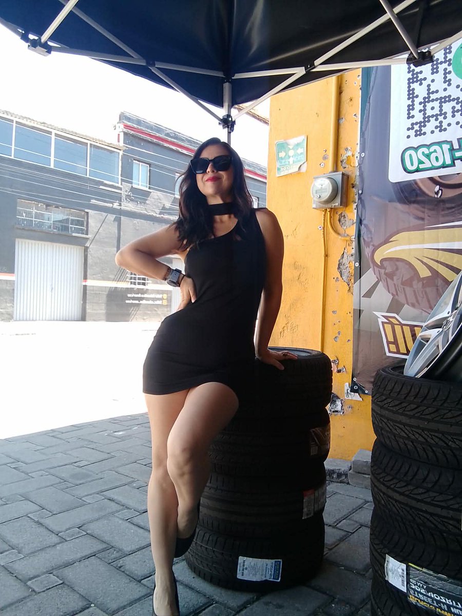 edecanesgalatea's tweet photo. Holi ya es #miercoles 📷📷 Somos Edecanes Galatea
Hola galafans, estuvimos con Euromecanix 14 Ote y nuestra guapisima 📷Bel📷 #edecanes #EdecanesPuebla #gios #Animadoras #edecanesparaeventos #edecanesmexico #ActivacionesDeMarca #PromocionDeNegocios #eventoscorporativos https://t.co/TVbHZhRcSq