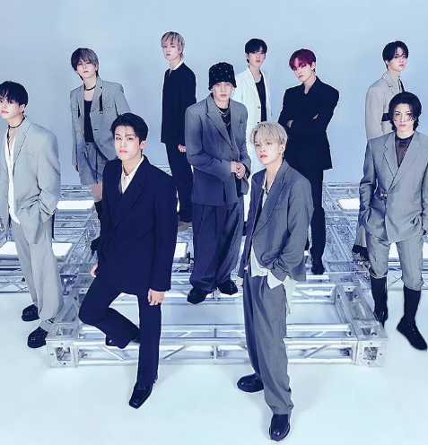 AboutMusicYT's tweet photo. 6 years ago today, TREASURE made their debut. https://t.co/YCKZ34CKxS