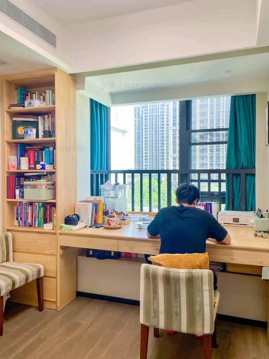 grote75778's tweet photo. Tiny desk upgrade that changed my workdays: 1 standing desk converter + a potted succulent + 2 cable clips = zero more back aches and a little daily joy https://t.co/efYmAtNJMD