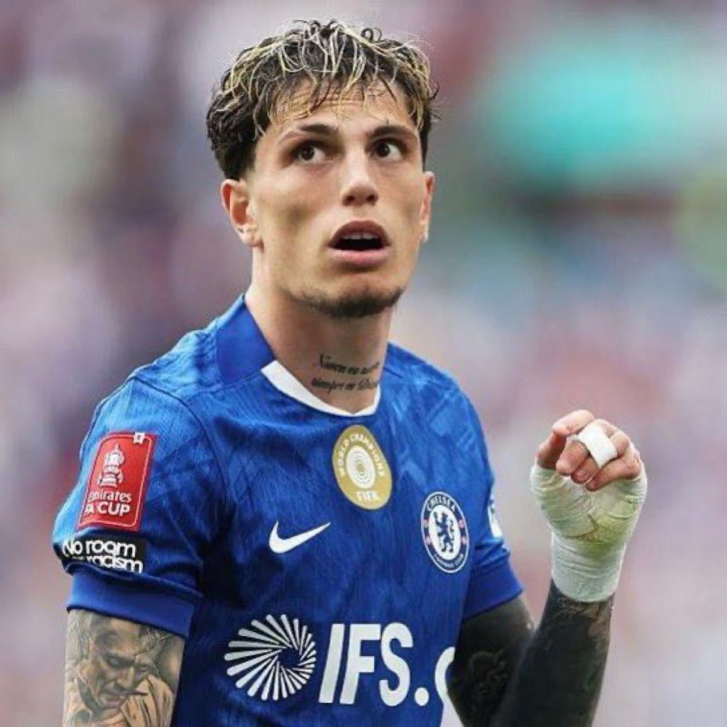 TwoTerty1_'s tweet photo. “Chelsea or i wont play football for 6 months” 

Has been shipped to Aston Villa 😂 https://t.co/BVwcBCBzSj