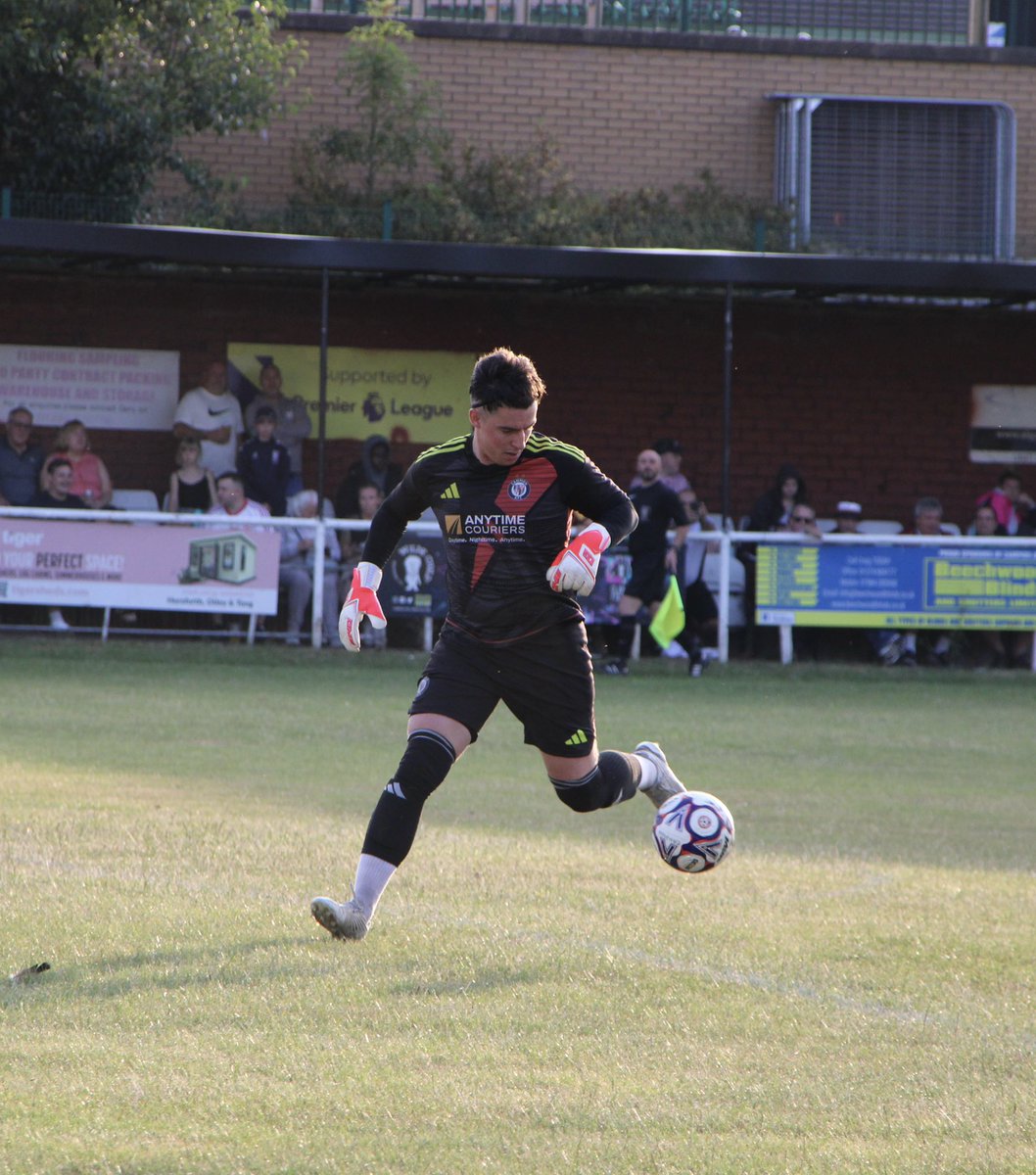 FindMeOnTheSL's tweet photo. @CampionAFC V @officialbantams 

🔗 https://t.co/VMy8DeC4HR https://t.co/gCYrF74lGN
