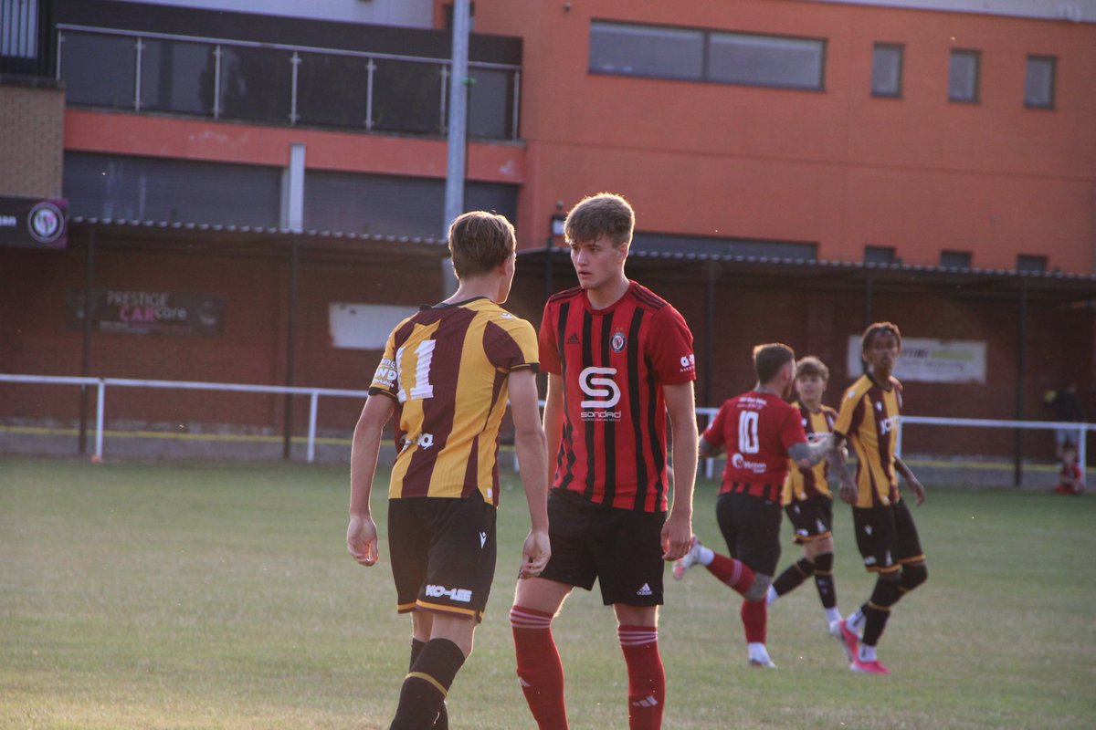FindMeOnTheSL's tweet photo. @CampionAFC V @officialbantams 

🔗 https://t.co/VMy8DeC4HR https://t.co/gCYrF74lGN