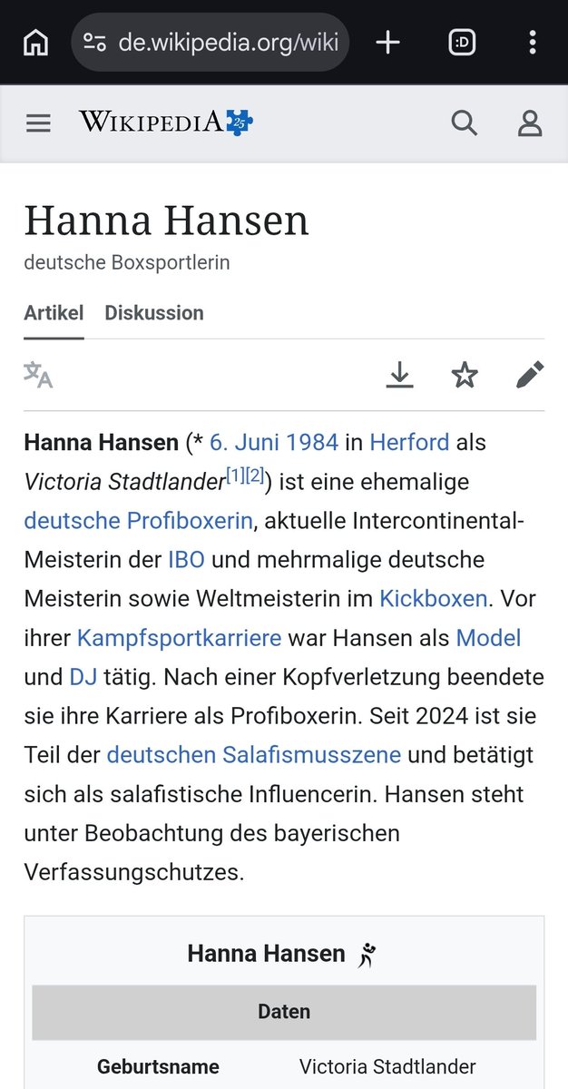 KoeAntifa161's tweet photo. Bei #k1907 haben wir #VictoriaStadtlander aka #HannaHansen einen Besuch abgestattet.
Ziel war dabei über die verschiedenen Straftaten von Victoria aufzuklären, unf Aufzuzeigen wie Sie dabei als Ku steigern HannaHansen den Islam missbraucht um sich selbst zu erhöhen. https://t.co/jt89n9cEfg