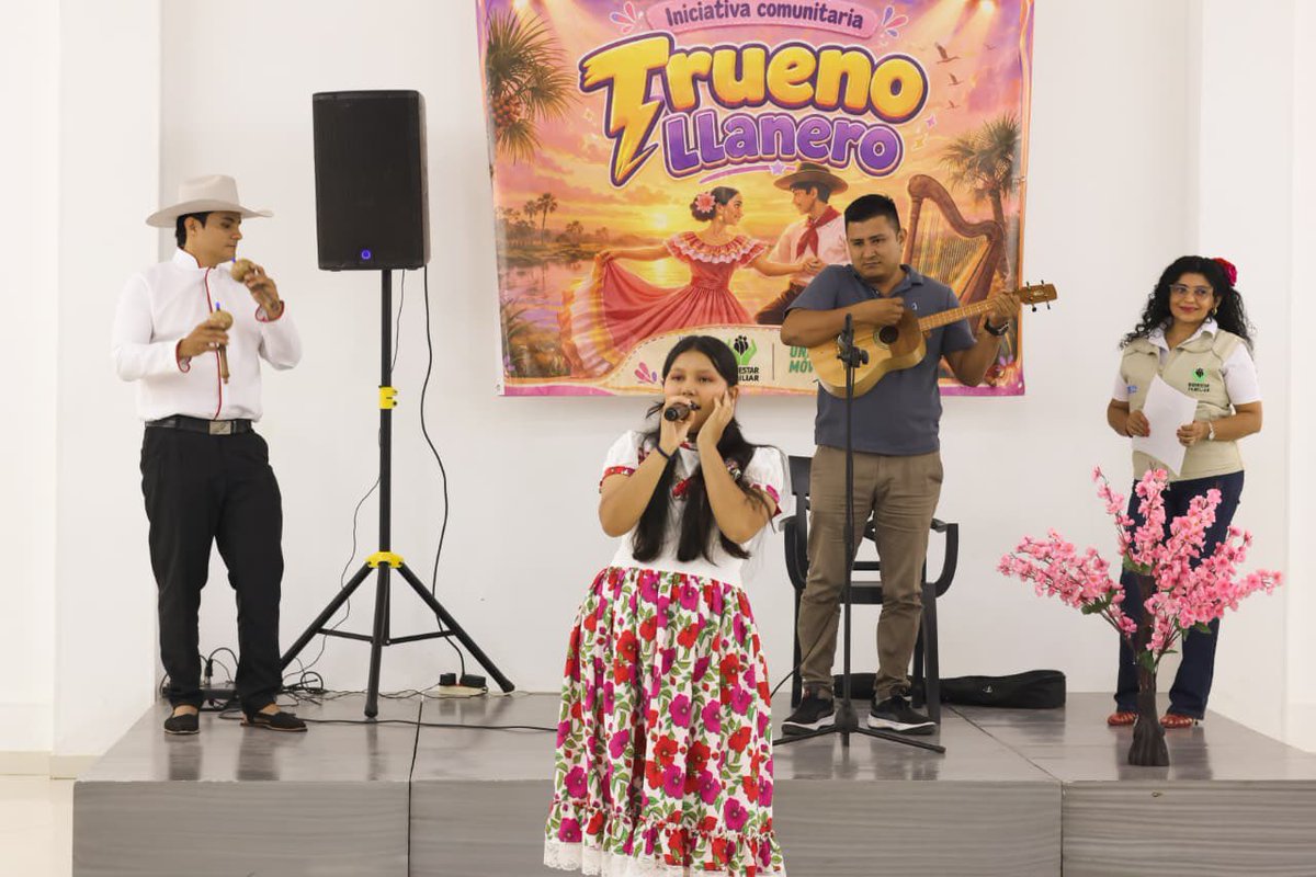 ICBFColombia's tweet photo. #BienestarGuaviare | Iniciamos la iniciativa comunitaria «Trueno Llanero» donde los niños, niñas y adolescentes compartieron los avances y aprendizajes alcanzados en los procesos de formación en baile y canto, demostrando su talento, dedicación y amor por nuestras tradiciones. https://t.co/HzvP794Q3J