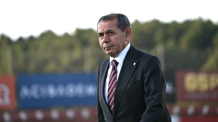 samiyengundem's tweet photo. Galatasaray taraftarları, yönetime tepki olarak başlattıkları '#DursunÖzbekİstifa' etiketini gündeme soktu. https://t.co/KHzByKAWRy