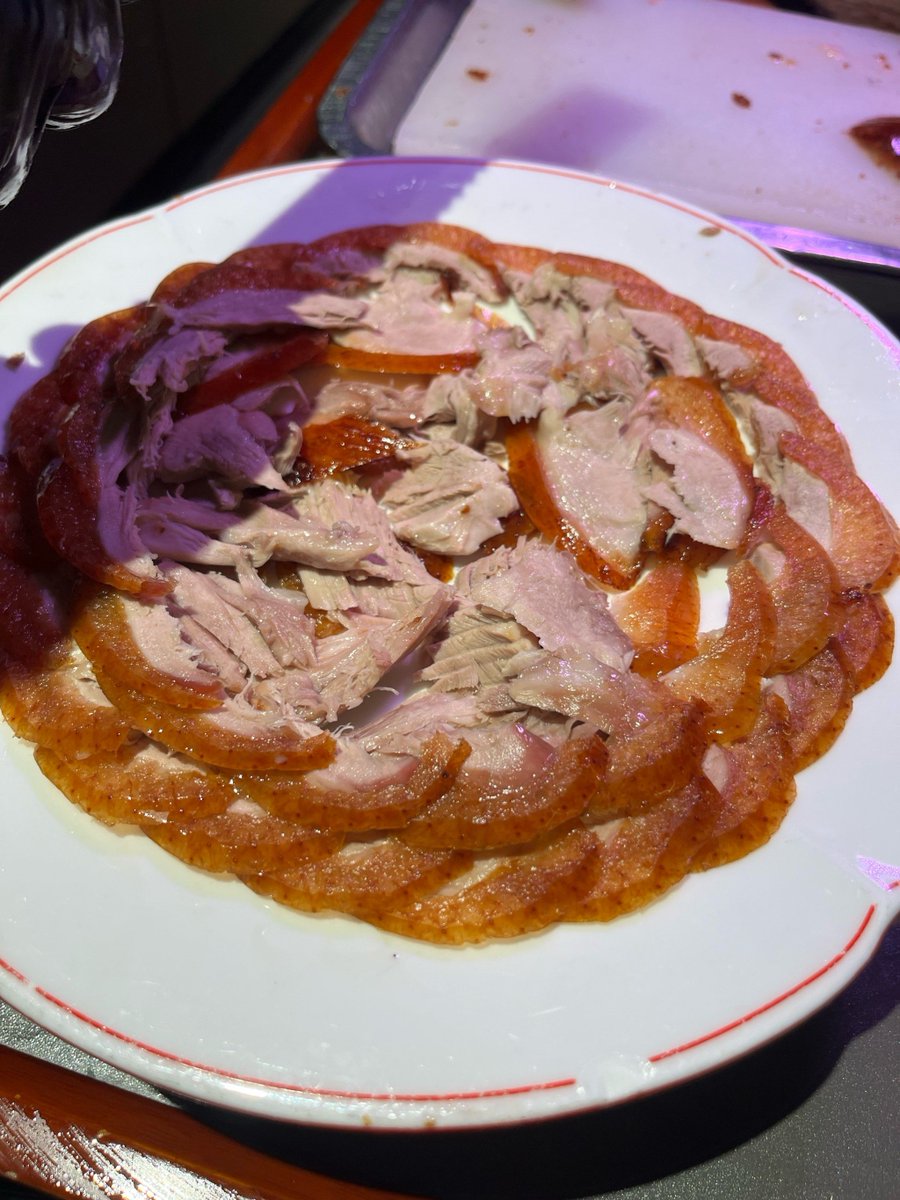 VA_Munnin's tweet photo. Festive Feast Alert! Roast turkey with cranberry sauce u0026 buttery mashed potatoes—our holiday special is here to make your celebration delicious!  #HolidayEats https://t.co/pO8N6iWWQj