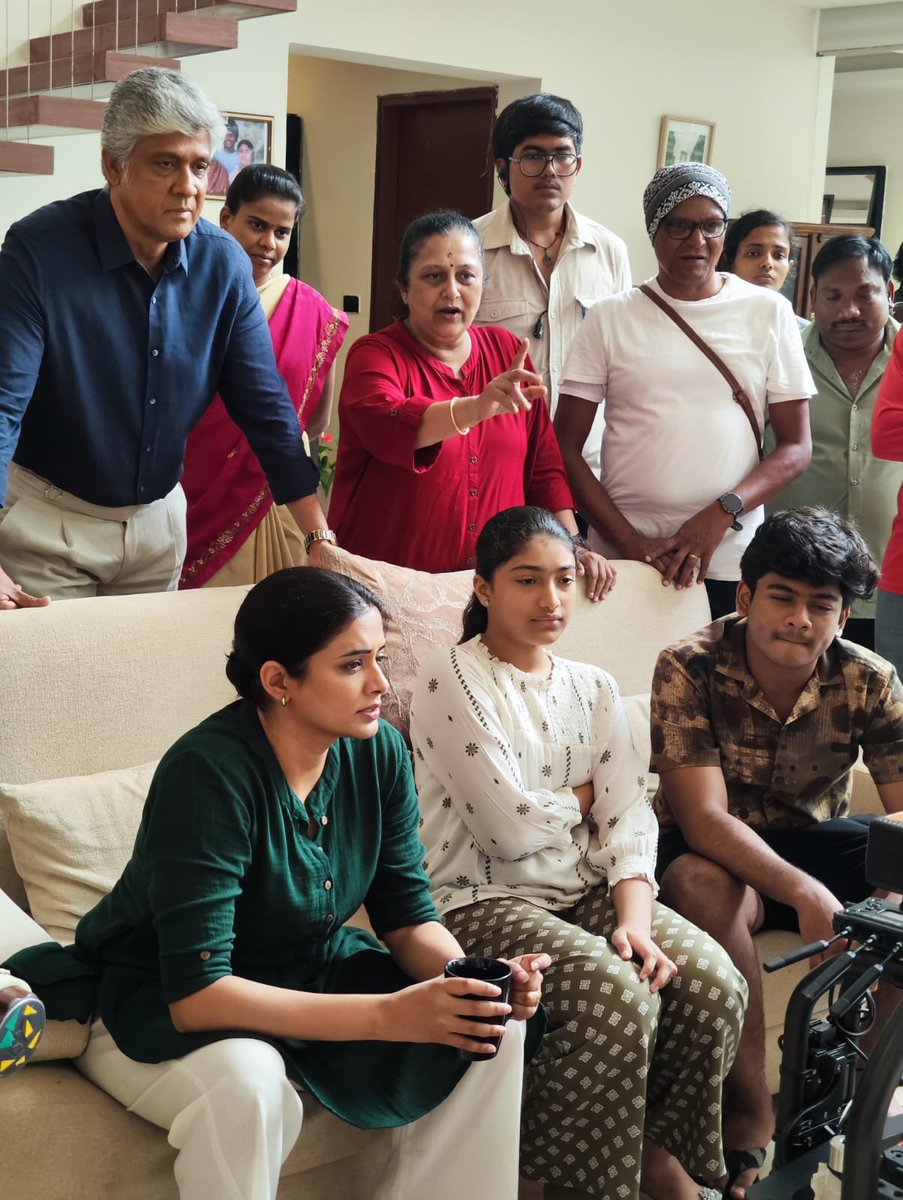 actresspriyaa's tweet photo. BTS of my new web series 😍 good wife season 2 ✅#priyamani#sambath மற்றும் பலர் https://t.co/Up2FFCvGjC