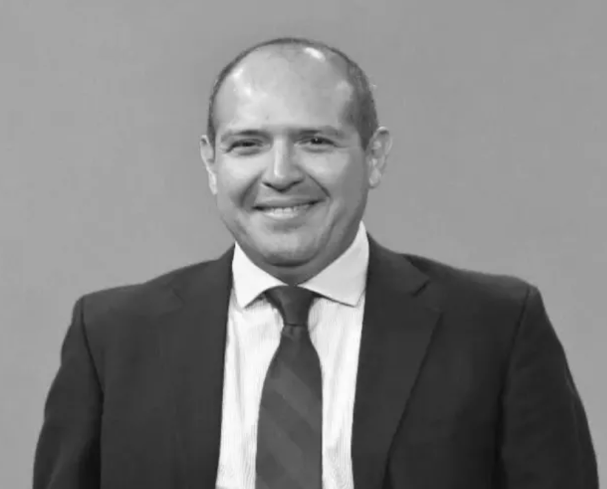 lopezdoriga's tweet photo. El México real, el México del periodista Francisco Alejandro Leyva asesinado en Oaxaca.

El comunicador fue atacado a plena luz del día en un puesto de comida en el municipio de San Pablo Etla.

Más en https://t.co/BjdELZkpfR https://t.co/TefHWGt1dE