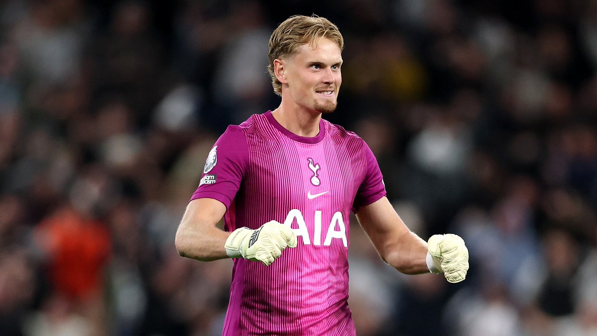 FPLBagwell's tweet photo. Fancy rotating your goalkeepers this season?

Sunderland and Spurs are a good way to do it.

Robin Roefs 🔴
Antonin Kinsky ⚪️

GW1 - ips 🔴
GW2 - FUL 🔴
GW3 - nfo ⚪️
GW4 - EVE ⚪️
GW5 - AVL ⚪️
GW6 - BHA 🔴
GW7 - COV ⚪️
GW8 - LEE 🔴
GW9 - cov 🔴
GW10 - lee ⚪️
GW11 - IPS ⚪️
GW12 - TOT 🔴
GW13 - FUL ⚪️
GW14 - new 🔴
GW15 - hul ⚪️
GW16 - CRY 🔴
GW17 - BOU ⚪️
GW18 - BHA ⚪️
GW19 - HUL 🔴
GW20 - ful ⚪️
GW21 - LEE ⚪️
GW22 - COV 🔴
GW23 - SUN ⚪️
GW24 - ips ⚪️
GW25 - hul 🔴
GW26 - EVE 🔴
GW27 - cry 🔴
GW28 - bou ⚪️
GW29 - NFO ⚪️
GW30 - eve ⚪️
GW31 - IPS 🔴
GW32 - ful 🔴
GW33 - HUL ⚪️
GW34 - NEW 🔴
GW35 - bha 🔴
GW36 - cov ⚪️
GW37 - lee 🔴
GW38 - avl ⚪️

#FPL
#FPLCommunity