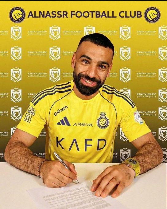 chideraonunkwo2's tweet photo. 🚨✅OFFICIAL: All the completed “HERE WE GO” transfers so far this season:

🏴󠁧󠁢󠁥󠁮󠁧󠁿 Morgan Rogers - Chelsea
🇧🇪 Youri Tielemans - Manchester United 
🇦🇷 Gernacho - Aston Villa 
🇪🇸 Marc Cucurella - Real Madrid
🇪🇬 Mo Salah…. Love https://t.co/tFiqBwpWoJ