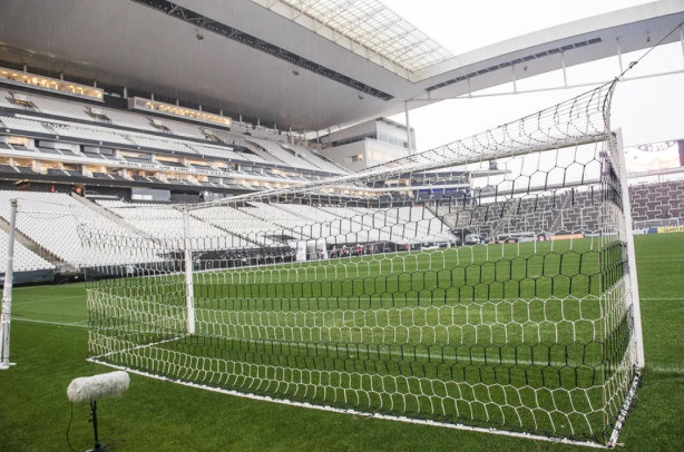 Atlas_1910's tweet photo. Queremos a volta dela: a rede alvinegra da Arena 😭 https://t.co/NDXmjkYu5P