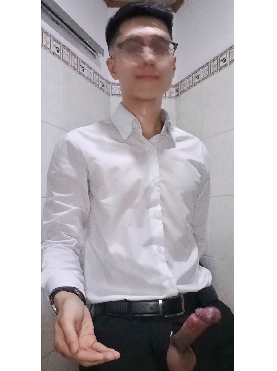 GabrielNguyn2's tweet photo. Babe, I bet you can't resist an invitation to spend the night with my dick 😈 https://t.co/yRa73wjmO9
