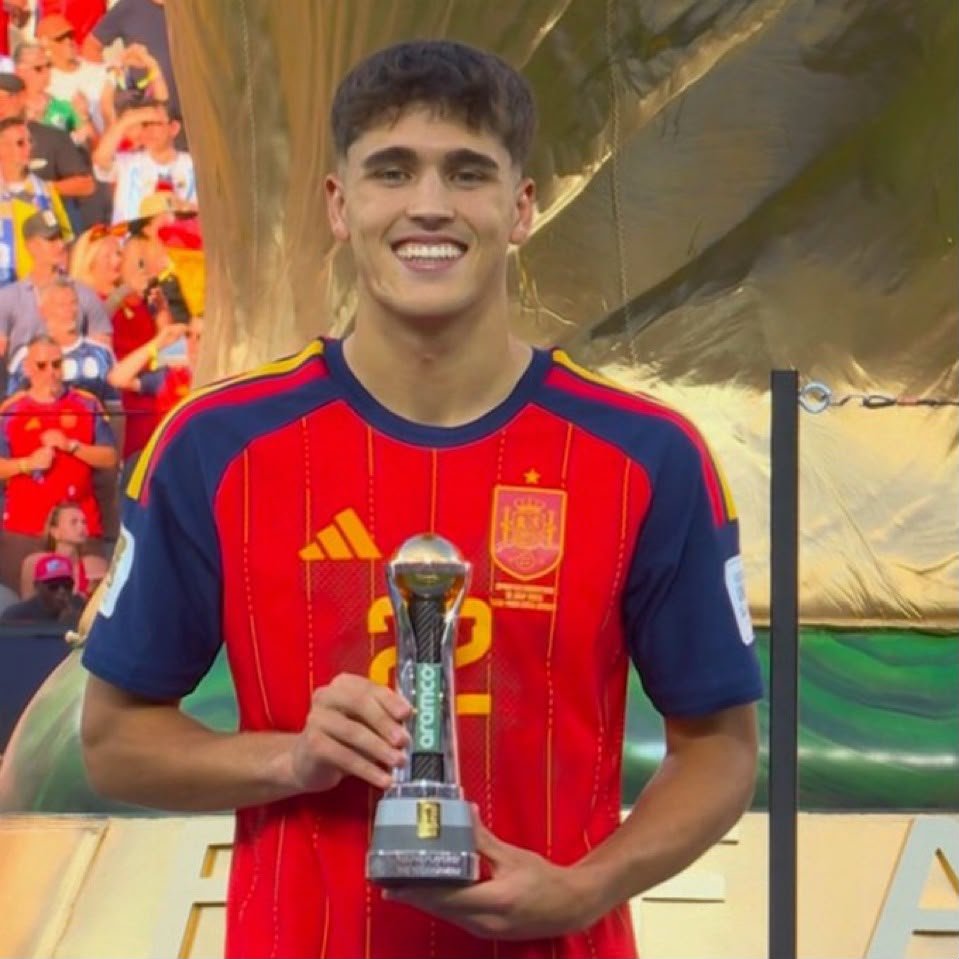 fcb_lisco's tweet photo. 🚨Carlés Puyol on Pau Cubarsi been excluded from FIFA Team of the tournament:

"I don't usually like talking about individual awards, but leaving Pau Cubarsí out of the Team of the Tournament is simply impossible to understand." 

"A defender who was one of the pillars of Spain's back line throughout the competition, helped lead his country to the title, and was recognized as the Young Player of the Tournament... yet he isn't in the best XI? How does that make sense?"

"This isn't about disrespecting the players who made the team, they all had fantastic tournaments. But if the best young player of the tournament, who consistently performed at the highest level in defence, isn't included, then people have every right to question the selection criteria."

"Cubarsí showed maturity, composure and leadership beyond his years. For me, his exclusion is one of the biggest surprises of the tournament. It feels like a joke, and I honestly don't understand the reasoning behind it."