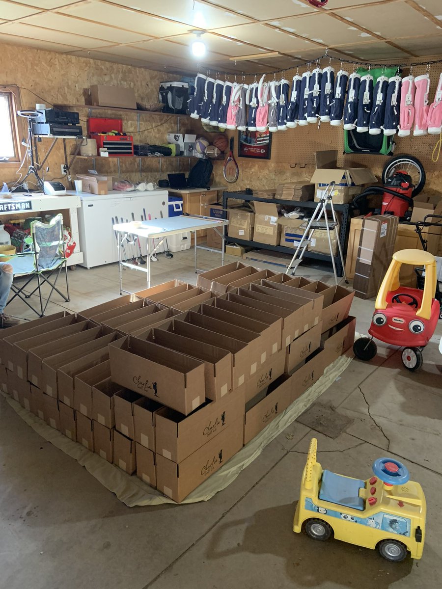 tylerjohnson_59's tweet photo. Invested in 150 toddler golf bags 3 years ago.

Took money from our
savings and some money from old bonds I found after my grandpa passed away.

Bootstrapped our way out of the garage and into a little warehouse shop with two embroidery machines.

Those 150 kid golf bags were the best risk of my life.