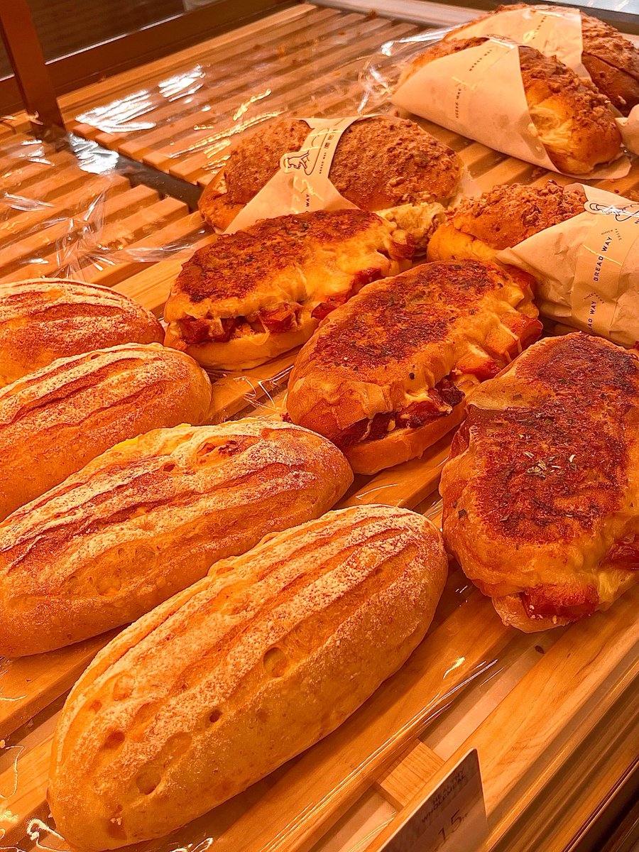 Fooziey's tweet photo. Craving bold flavors Today’s pick: Mexican chiles rellenos—stuffed with oozing cheese, smothered in tangy red sauce, and crispy on the outside. A perfect bite of authentic comfort from south of the border! https://t.co/EO1TbJUBke