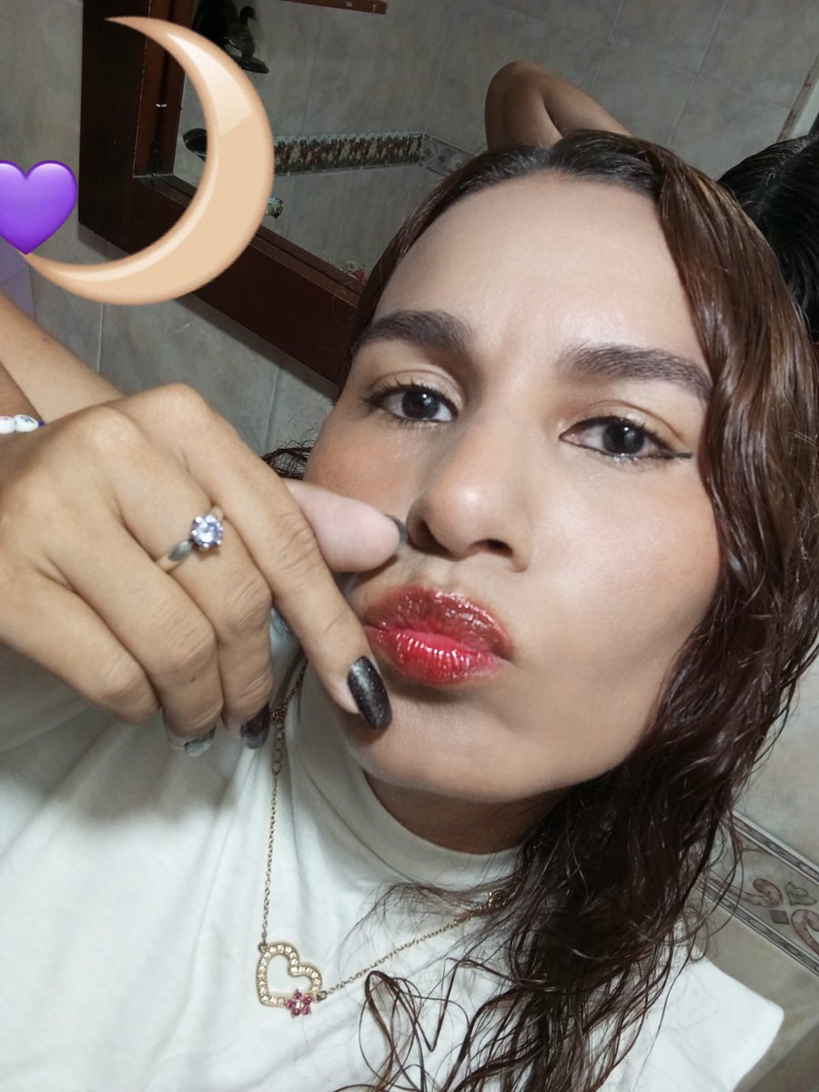 caro61081's tweet photo. Mi hermosa Luna 😍 tus ojitos iluminan mis días y en mi corazón el amor crece cada día más por ti #MOONBIN
#ASTRO #아스트로 #AROHA 
#ArohaSelcaDay #RohaSelcaDay @ASTRO_Staff @offclASTRO @AStarlighters https://t.co/qtT84hwJ54