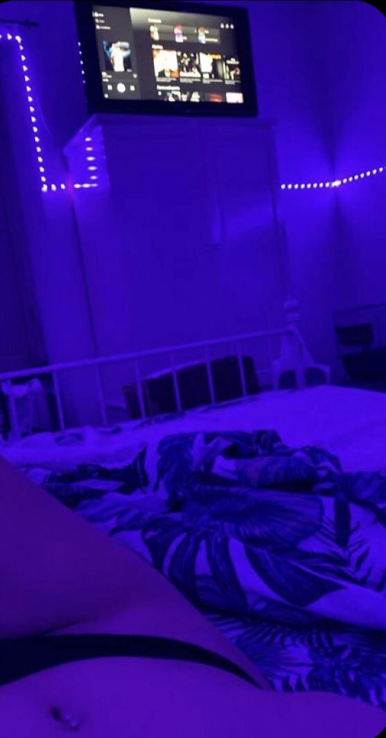 Holymolygu3c's tweet photo. #teen #leaked #snapchat #leak https://t.co/fJLWwUHGhK