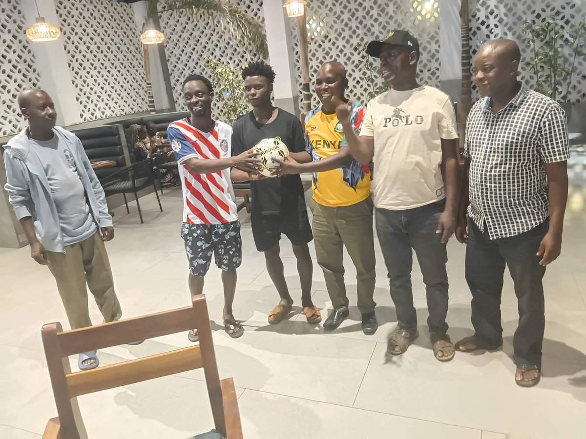 HonShahindi's tweet photo. On 9th August 2026, Change Youth Sports Academy (The Bulls) will take on Paranja FC from Mtongwe in an exciting match at Kombani Grounds.
Today, Hon. Evans Okondo Momanyi had the pleasure of meeting the team's representatives to discuss preparations for the upcoming fixture https://t.co/Je2EbiyDOj