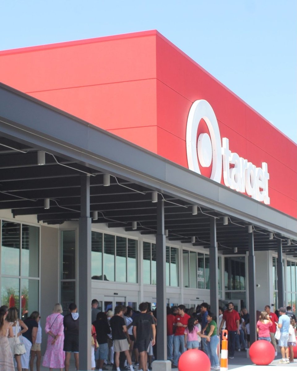 OrlDistrict2's tweet photo. Congratulations to Target on the grand opening of its newest Orlando location in Lake Nona!

The new store will create approximately 270 jobs, supporting economic growth and expanding access to everyday essentials for residents. Wishing the Target team continued success! https://t.co/YA1DZK1cQw
