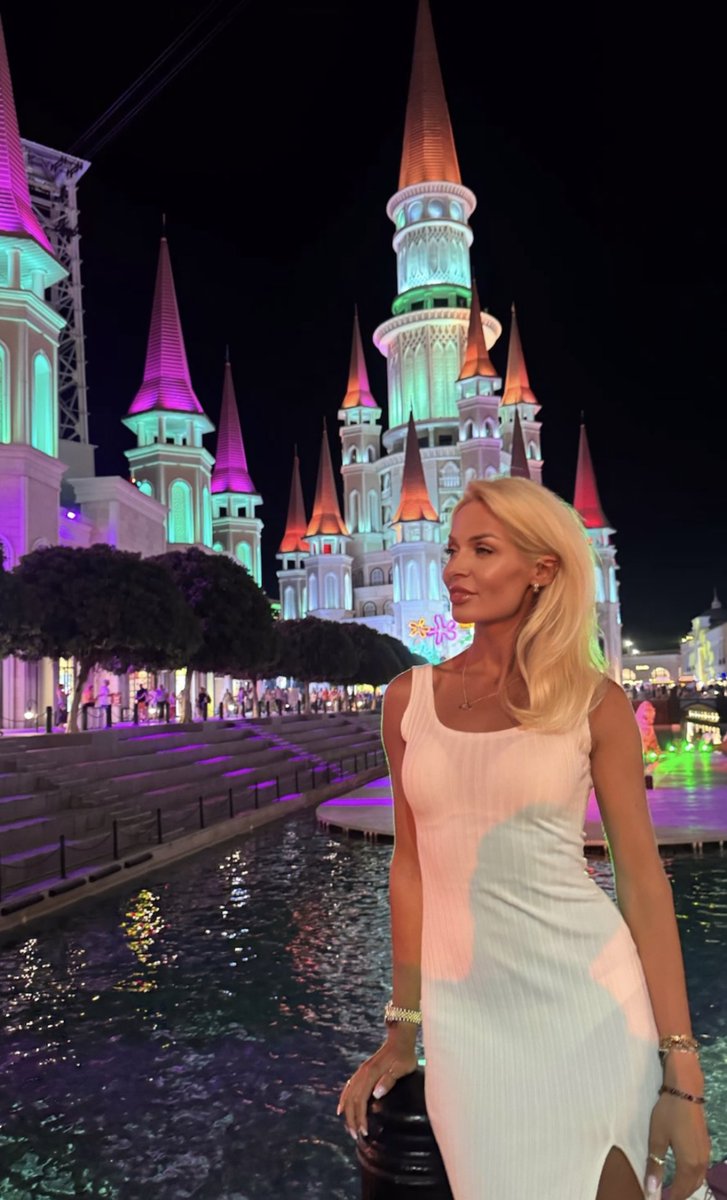 Veronicakarika's tweet photo. Beautiful https://t.co/UbecCvEHV9