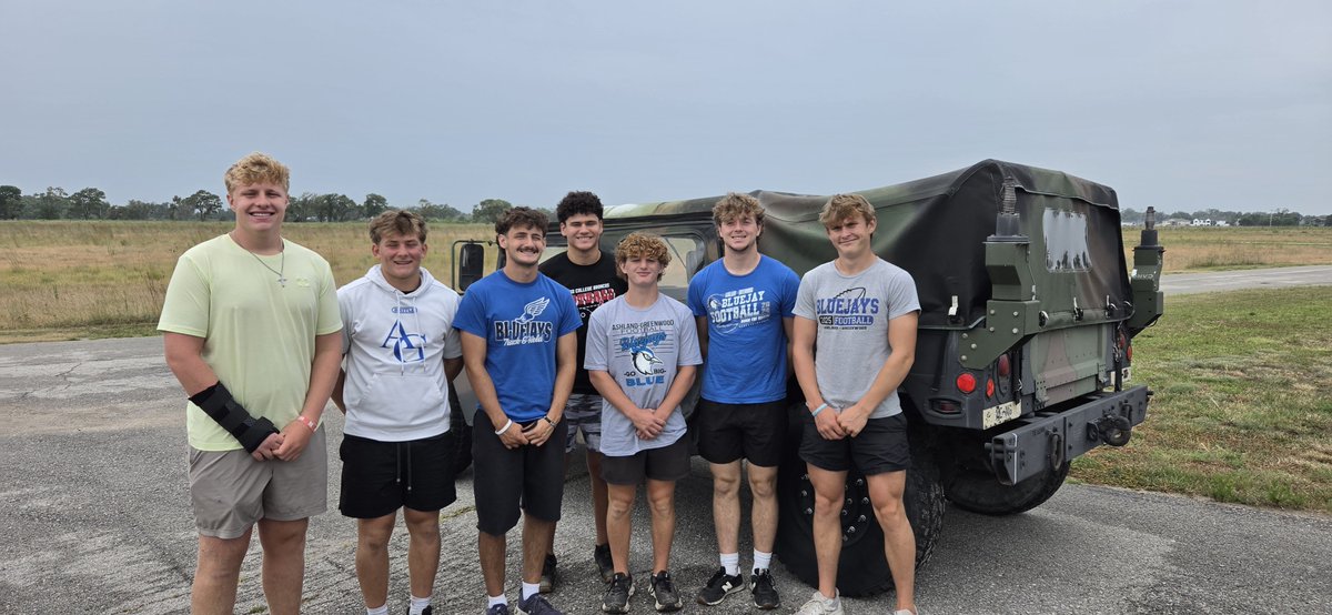 AGBluejayFball's tweet photo. Our leadership team had an amazing day at Camp Ashland working on being great leaders and developing new ways to do so. Thanks to LTC Joseph A. Eggen and his staff for having us out and delivering a powerful message. 
#playwithHEART 
#youCANcountonme https://t.co/ingAsBfrm7