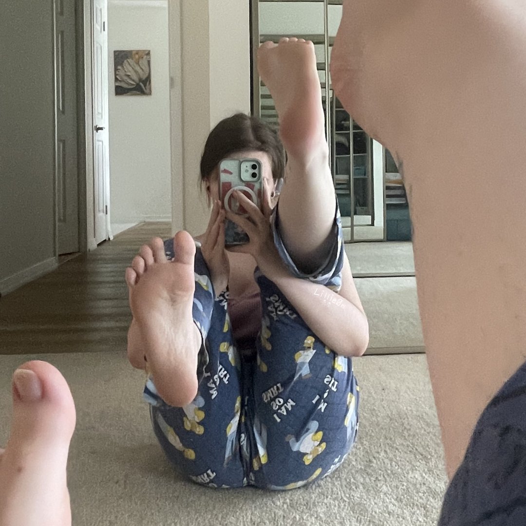 Lillie0n After Dark tweet media