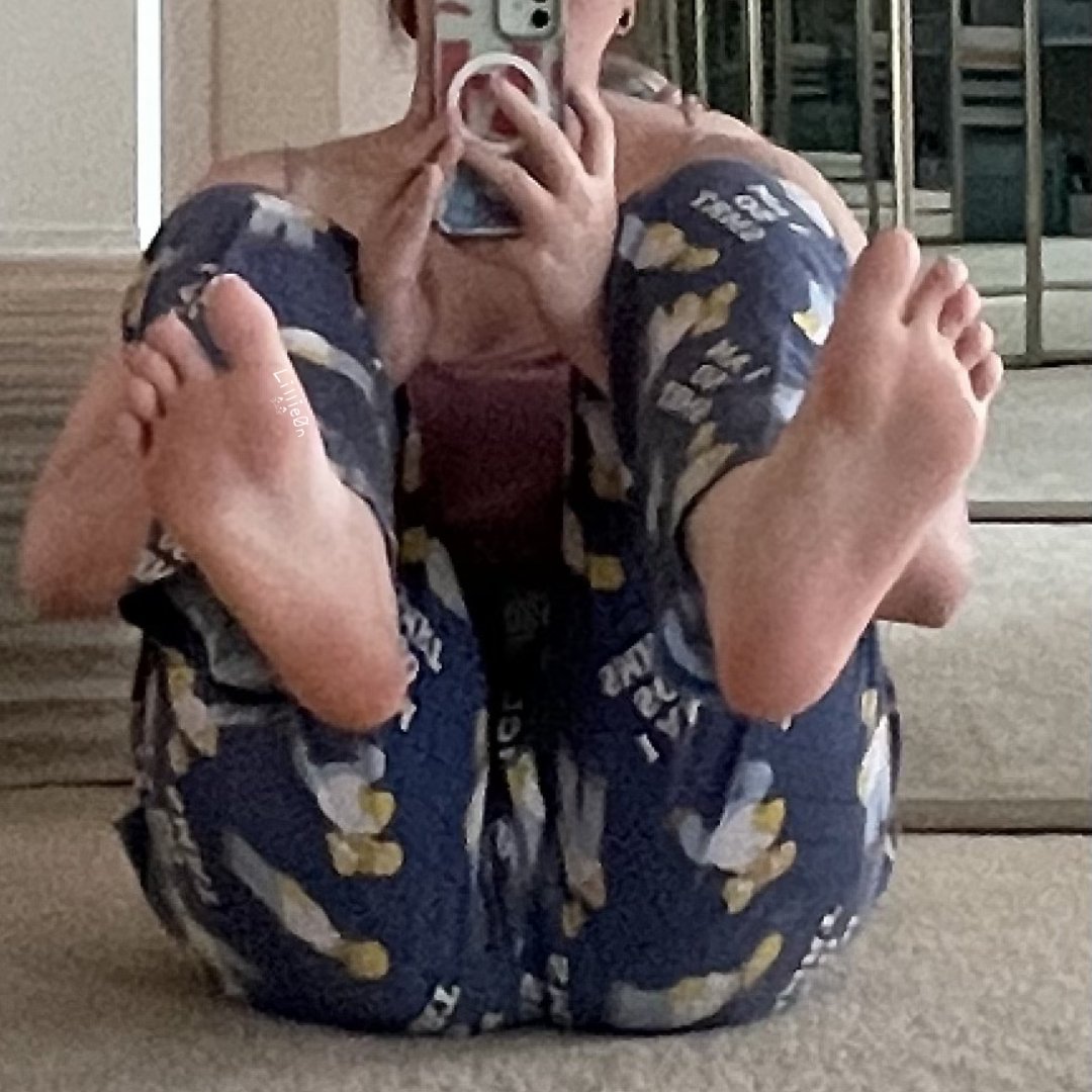 Lillie0n After Dark tweet media