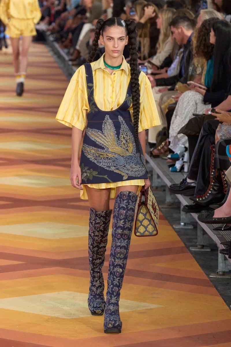 No91486's tweet photo. Etro Fashion. https://t.co/q7JBtNzHpD
