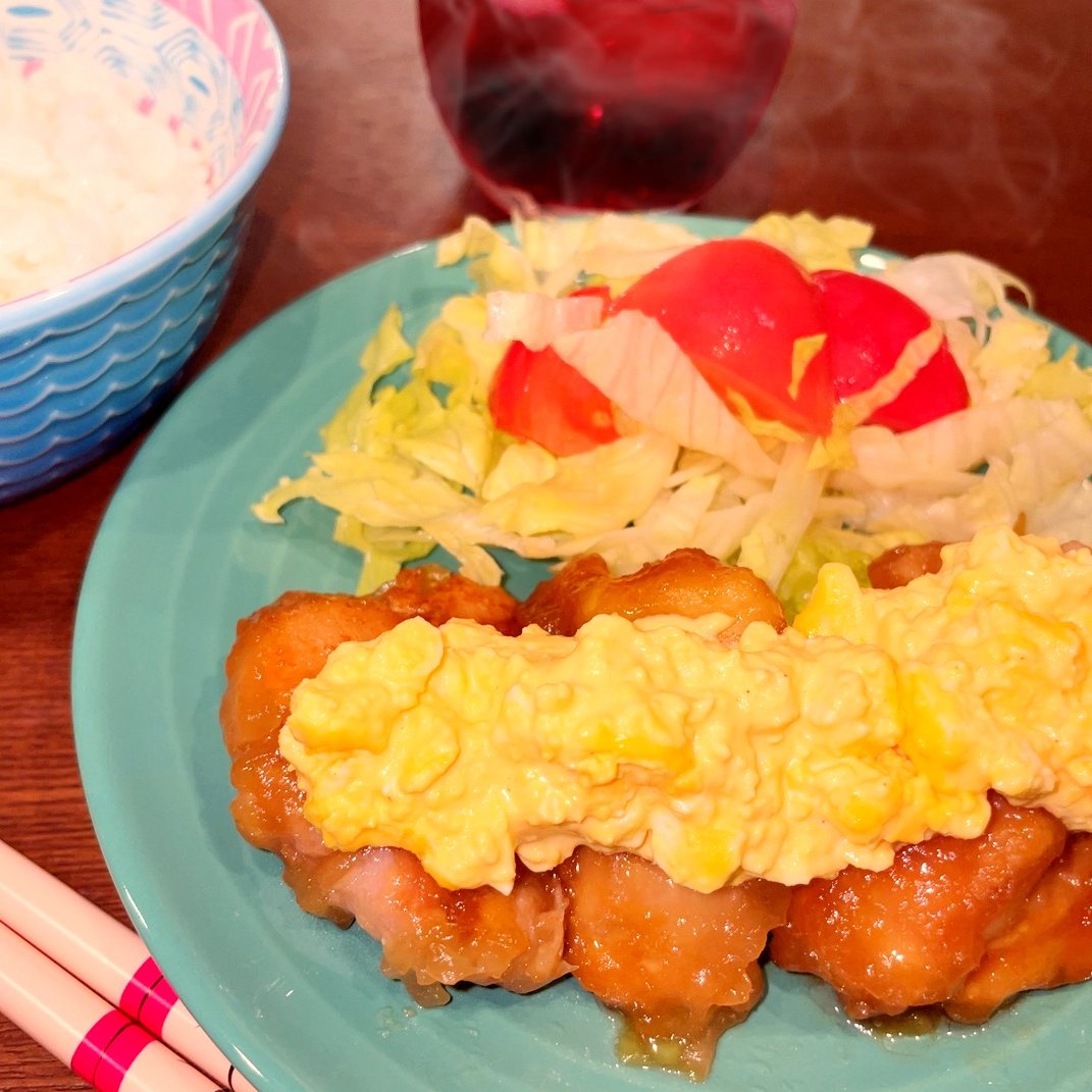 topusu's tweet photo. ブログ公開しました✨
片栗粉で作る揚げないチキン南蛮｜子どもも食べやすい簡単レシピ
【#時短レシピ #簡単レシピ #揚げないチキン南蛮】

衣を片栗粉にするだけでめちゃくちゃラクになって、揚げ焼きだから油も少量でOK。

レシピはこちら👇
https://t.co/pjkvgNb6zb https://t.co/tt1WC4JFxj